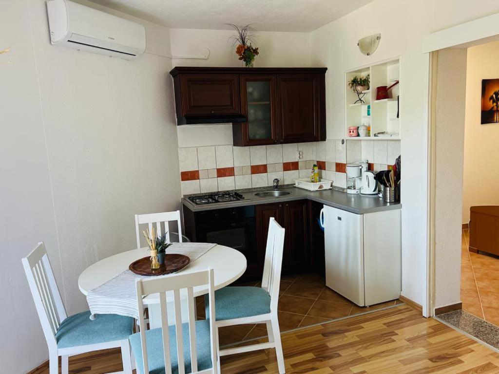 Apartments Adela Polje  Номер фото